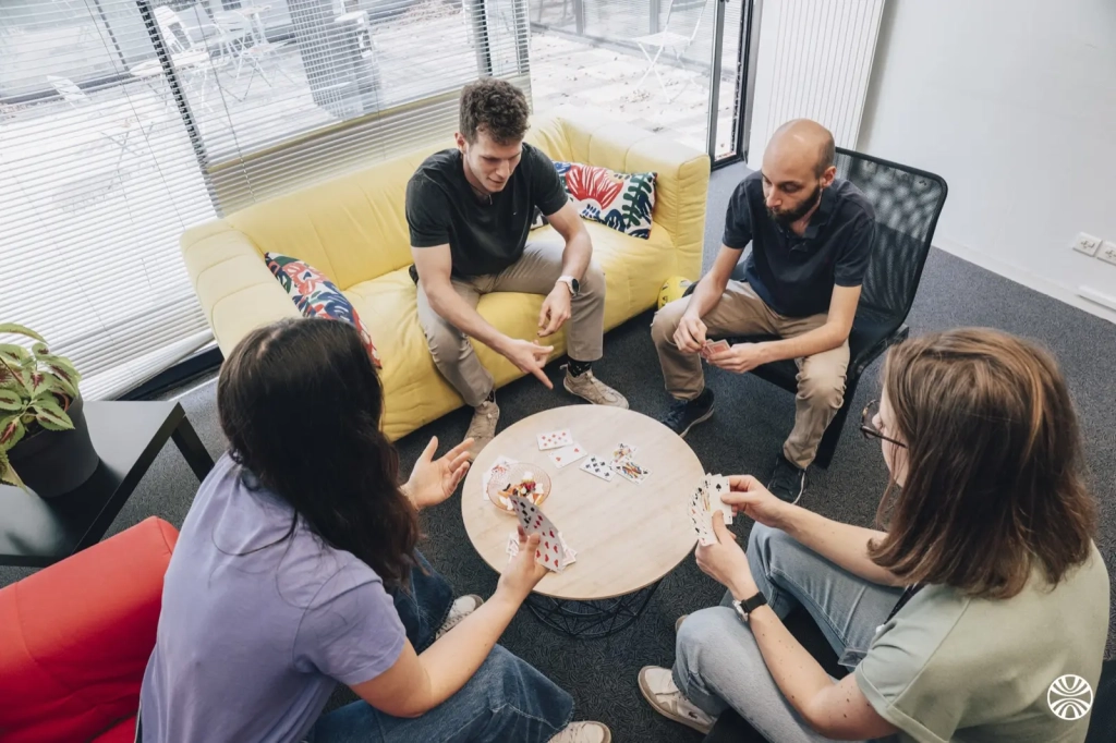 Collaborateurs Adventiel dans un moment de convivialité